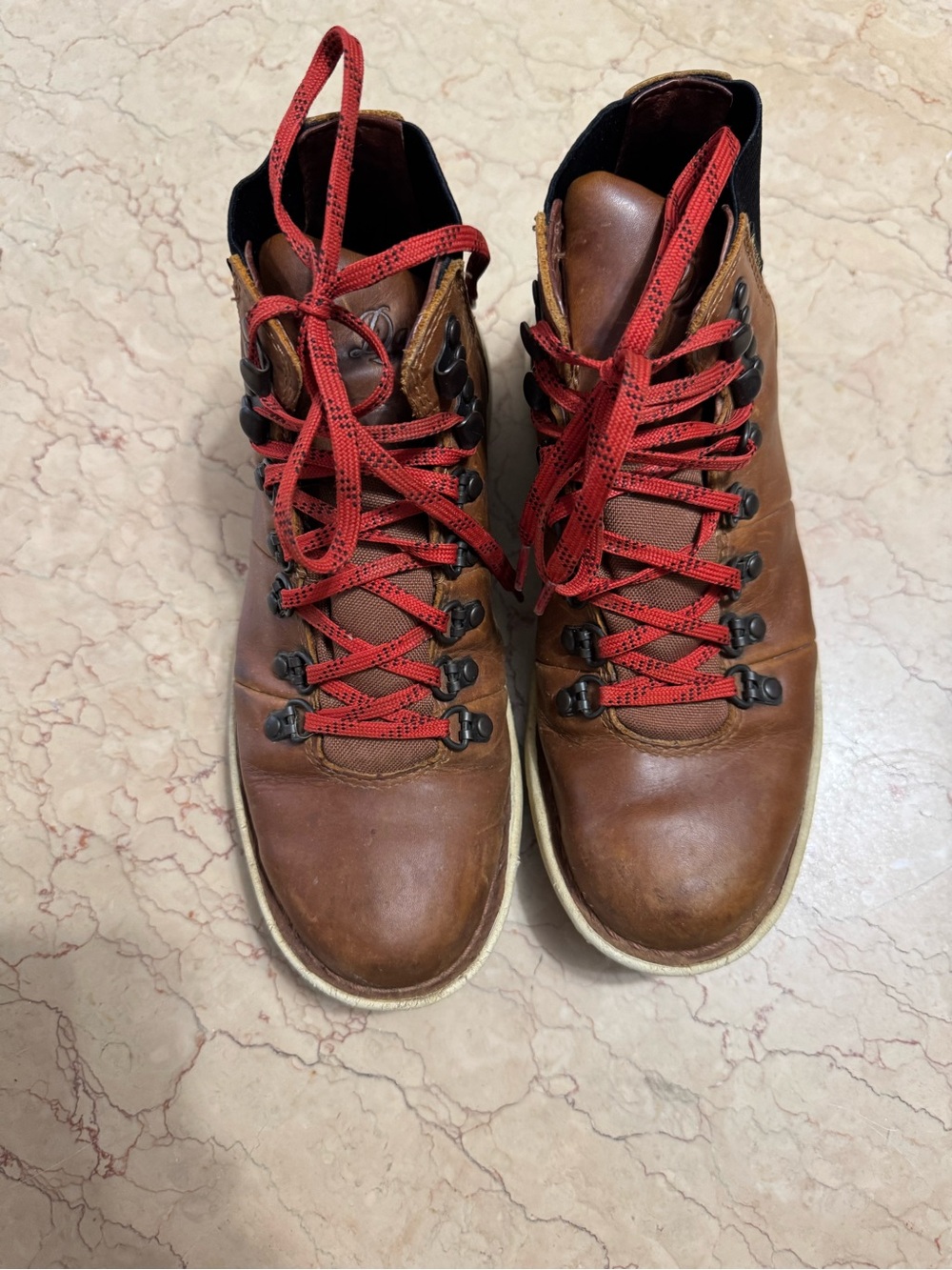 Danner Brown Leather Ankle Boots with Red Laces + extra pair laces 6.5 boot